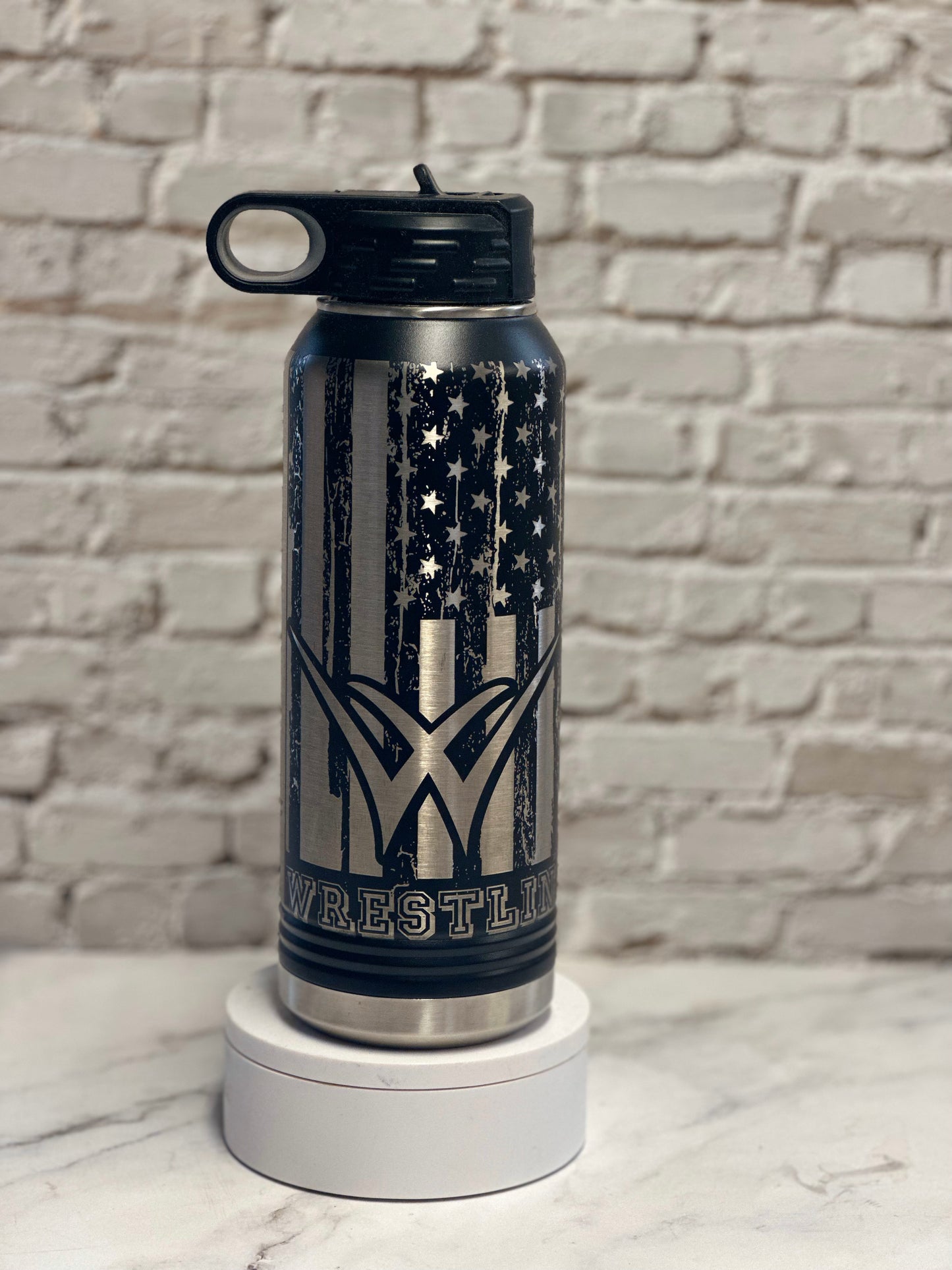 32 OZ WATER BOTTLE - WRESTLING WILLARD