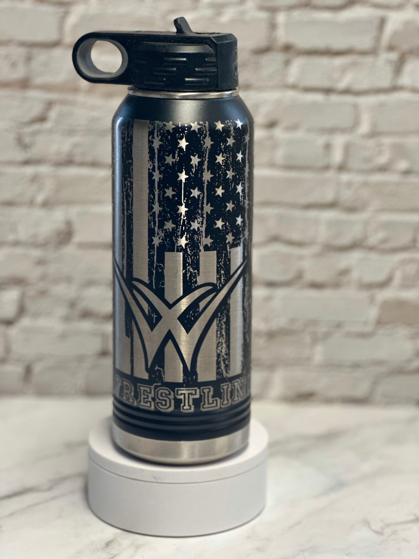 32 OZ WATER BOTTLE - WRESTLING WILLARD